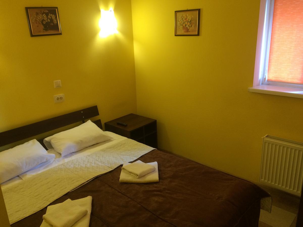 Hotel Travel Lviv Buitenkant foto